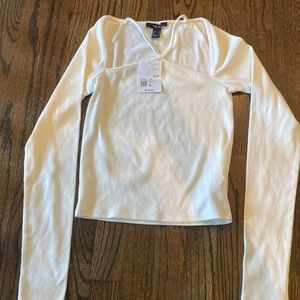 NEW Forever 21 White Top with Cutout (S)
